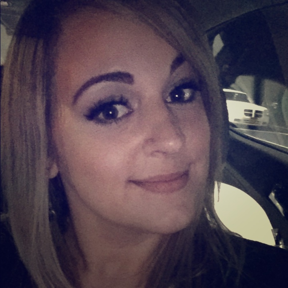 Meet your Posher, Loren